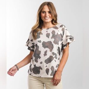 DAYTRIP RUFFLE SLEEVE COW PRINT BOHO WESTERN TOP